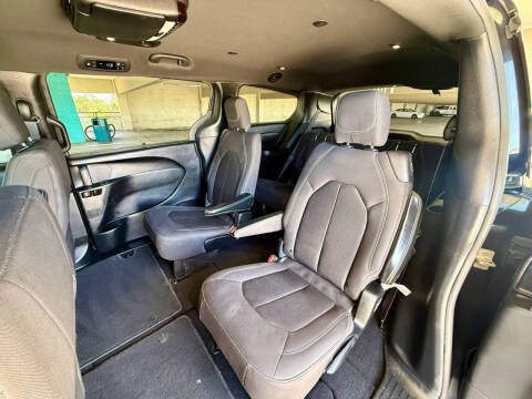 2019 Chrysler Pacifica Touring Plus