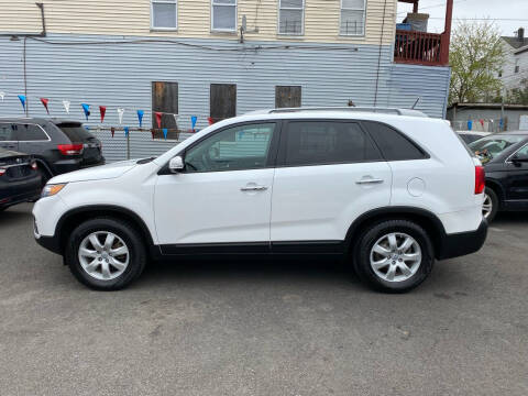 2013 Kia Sorento for sale at G1 Auto Sales in Paterson NJ