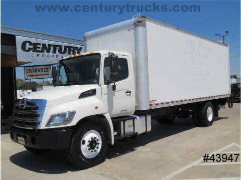2015 Hino 268