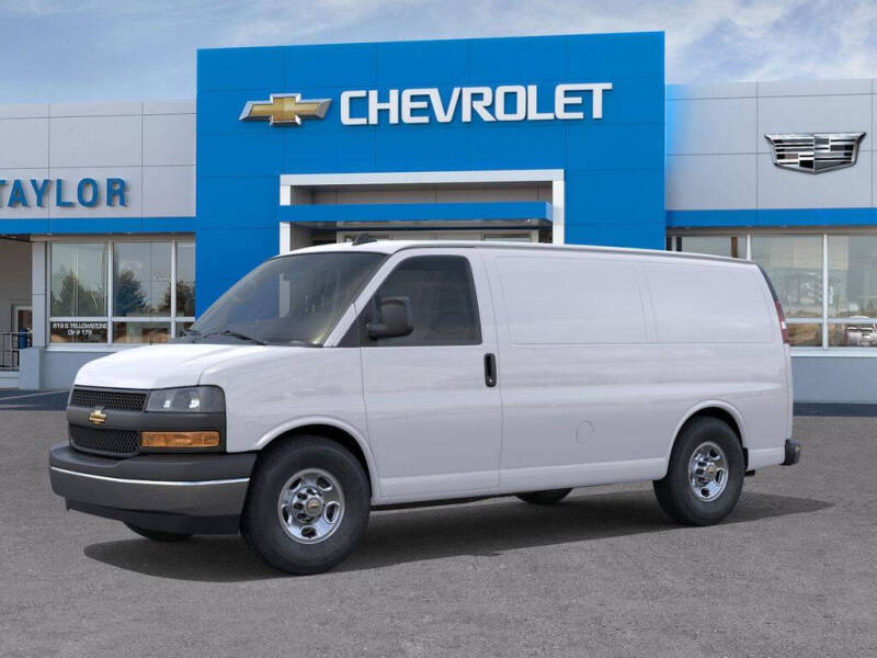 2025 Chevrolet Express 3500