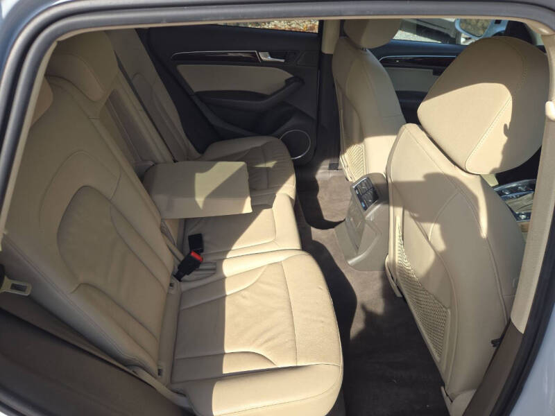 2016 Audi Q5 2.0T quattro Premium Plus