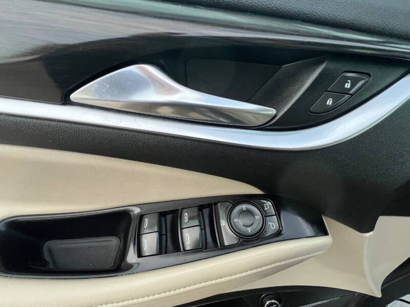 2018 Buick Enclave Essence