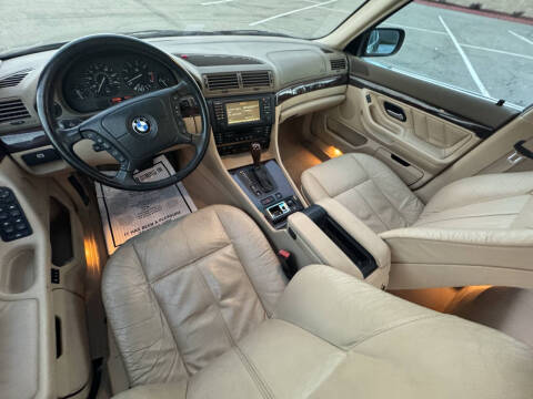 2001 BMW 7 Series 740i