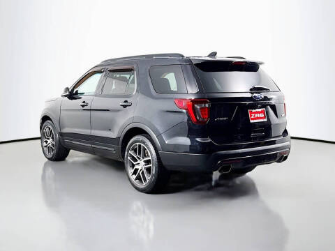 2017 Ford Explorer Sport
