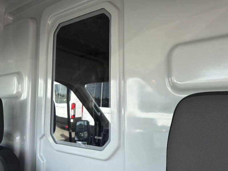 2026 Ford Transit 250
