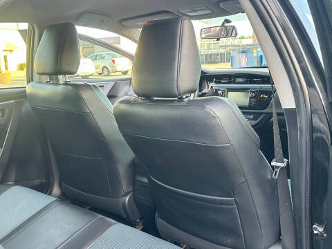 2016 Toyota Corolla LE Plus