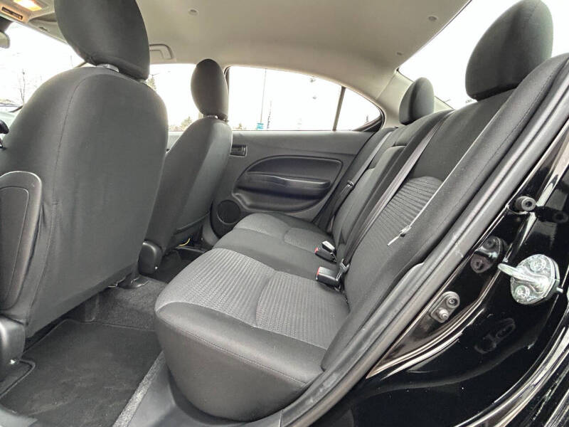 2024 Mitsubishi Mirage G4 ES