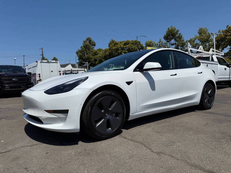 2021 Tesla Model 3 Standard Range Plus