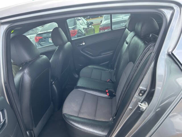 2016 Kia Forte5