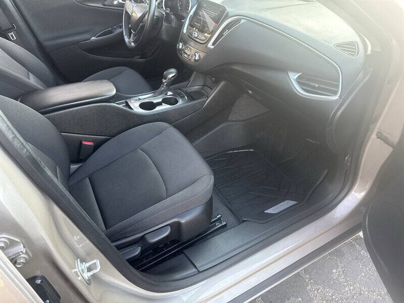 2024 Chevrolet Malibu RS