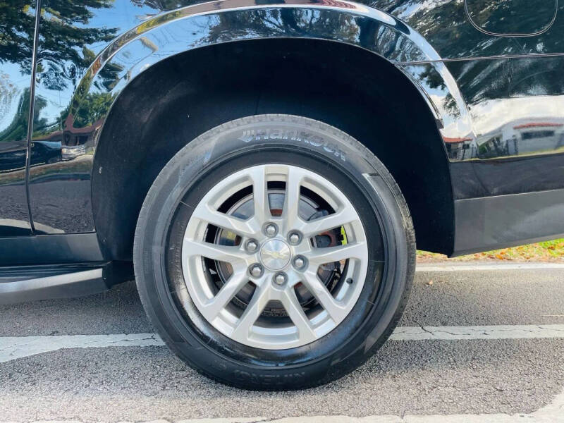 2021 Chevrolet Suburban LT