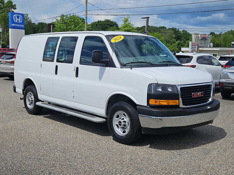 2024 GMC Savana 2500