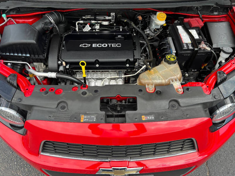 2013 Chevrolet Sonic LT Auto