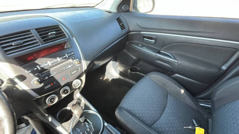 2011 Mitsubishi Outlander Sport SE