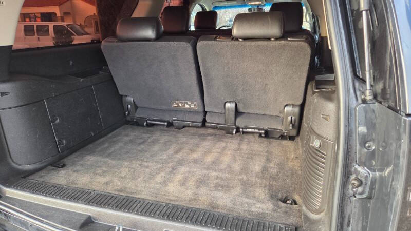 2013 Chevrolet Suburban LT