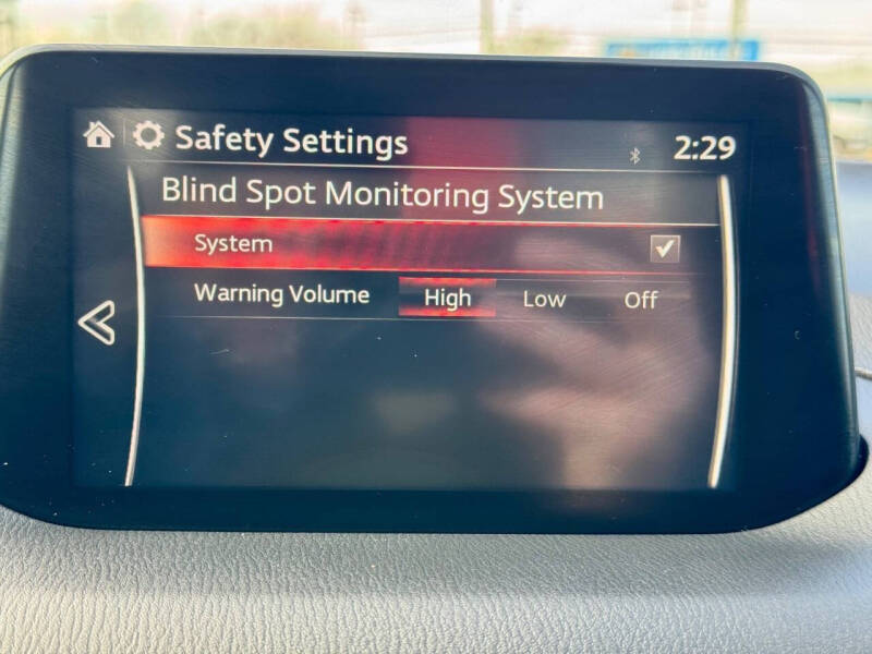 2018 Mazda MAZDA3 Touring