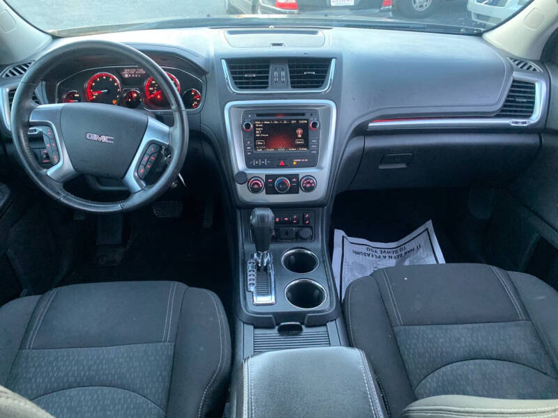 2016 GMC Acadia SLE-2