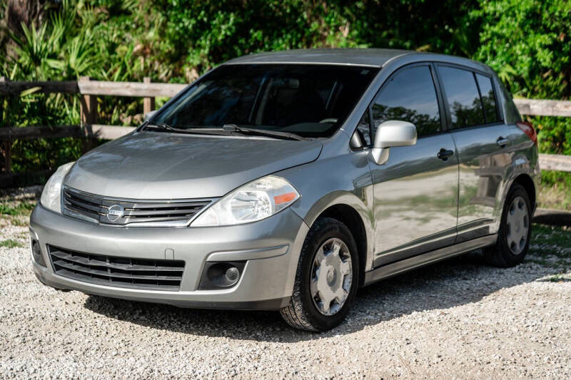 2012 Nissan Versa 1.8 S