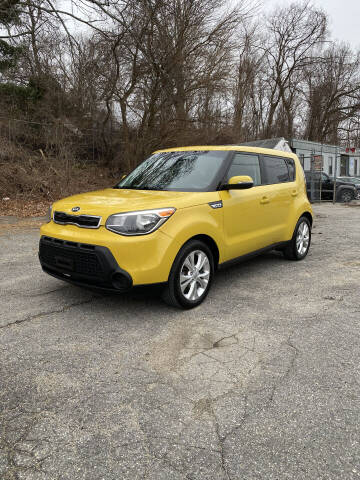 2014 Kia Soul for sale at Jareks Auto Sales in Lowell MA