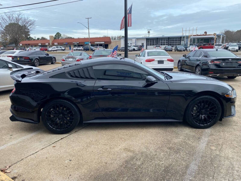 2019 Ford Mustang EcoBoost