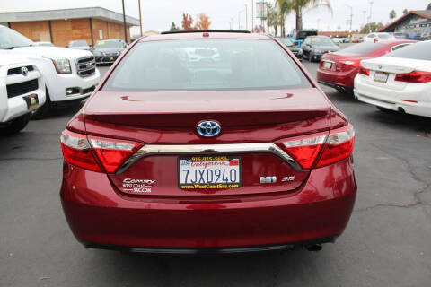 2015 Toyota Camry Hybrid SE