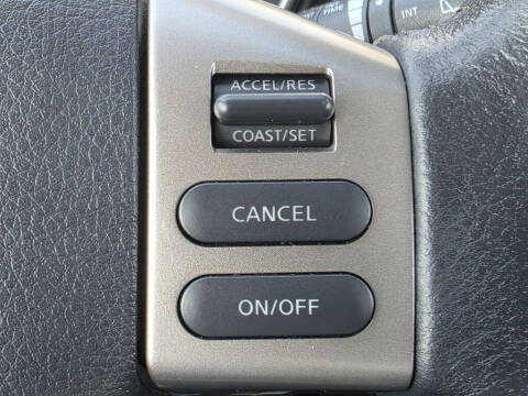2012 Nissan Versa 1.8 SL
