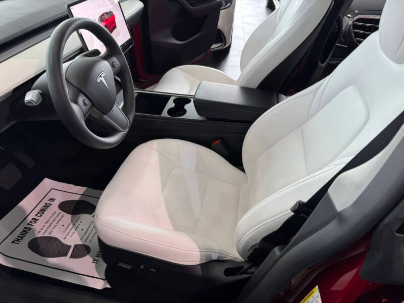 2024 Tesla Model Y Long Range