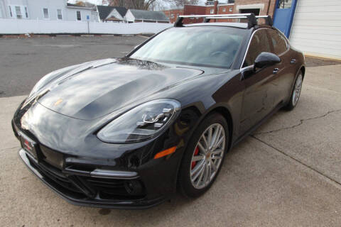 2017 Porsche Panamera Turbo