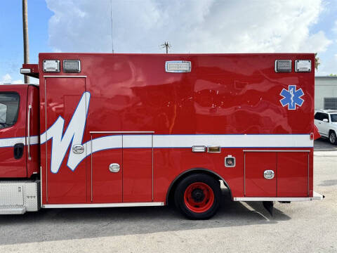 2016 Freightliner M2 106