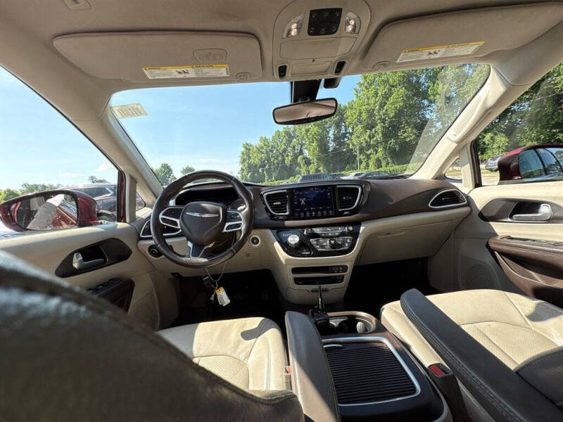 2018 Chrysler Pacifica Touring L Plus