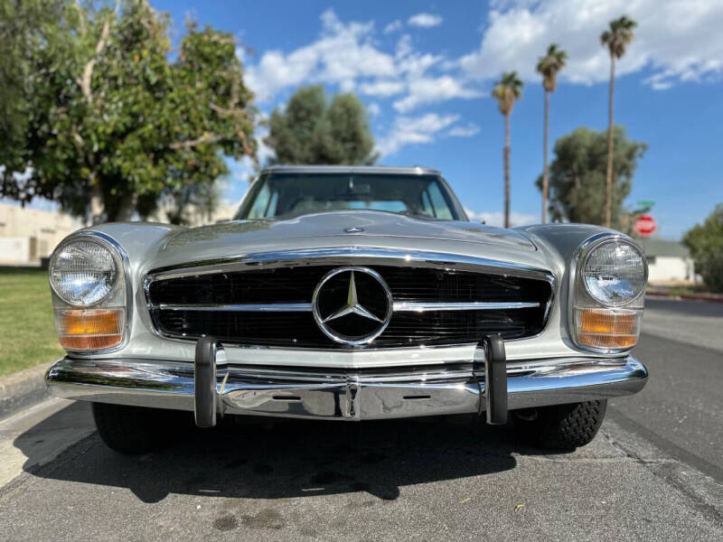 1969 Mercedes-Benz 280-Class