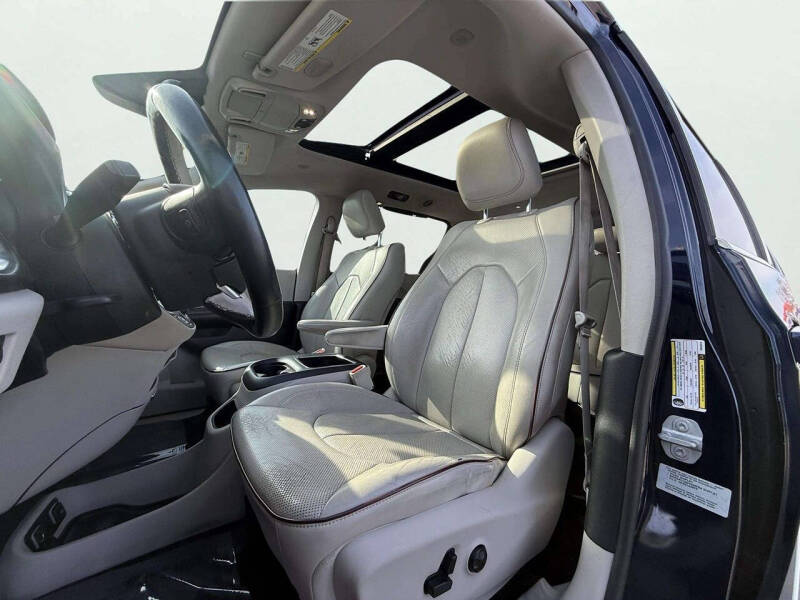 2017 Chrysler Pacifica Limited