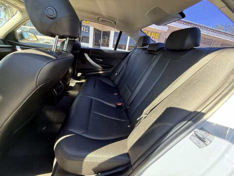 2018 BMW 3 Series 320i