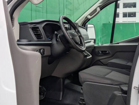 2025 Ford Transit