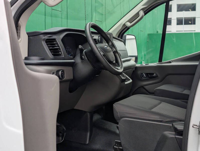 2025 Ford Transit