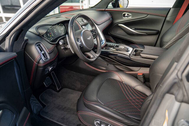2021 Aston Martin DBX 13