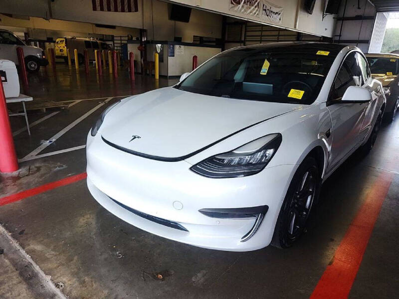 2020 Tesla Model 3 Standard Range