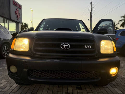 2003 Toyota Sequoia SR5