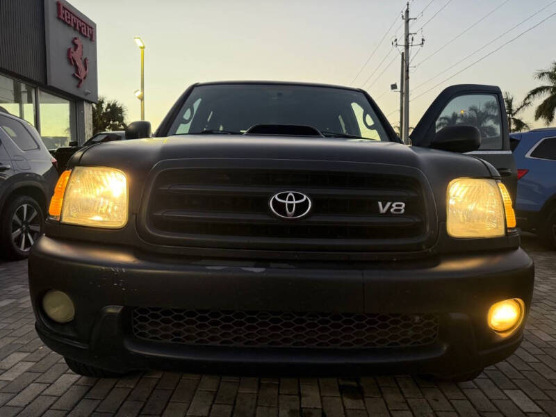 2003 Toyota Sequoia SR5