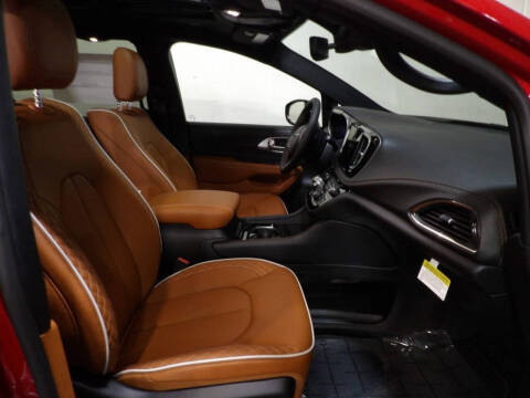 2026 Chrysler Pacifica Pinnacle