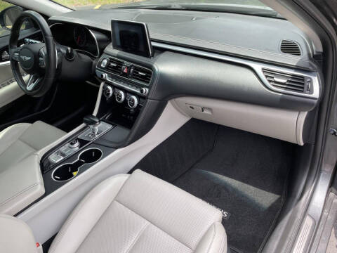 2020 Genesis G70