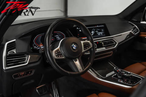 2022 BMW X5 M50i