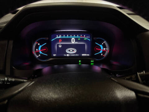 2019 Honda Pilot Touring w/Rear Captain's Chairs