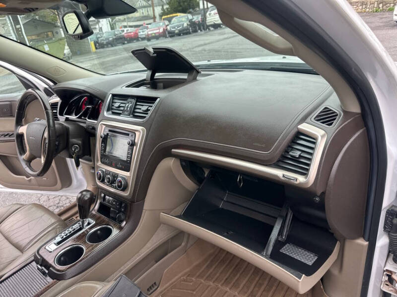 2016 GMC Acadia Denali