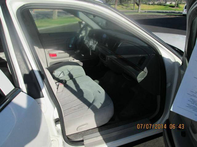 2001 Ford Crown Victoria
