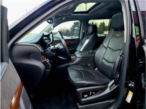 2016 Cadillac Escalade ESV Luxury Collection