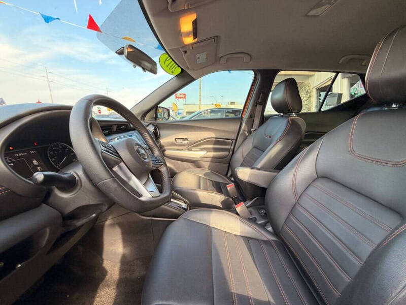 2019 Nissan Kicks S