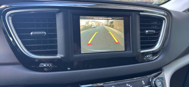 2018 Chrysler Pacifica Touring L