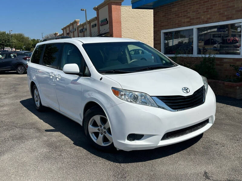 2014 Toyota Sienna for sale in Lewisville, TX