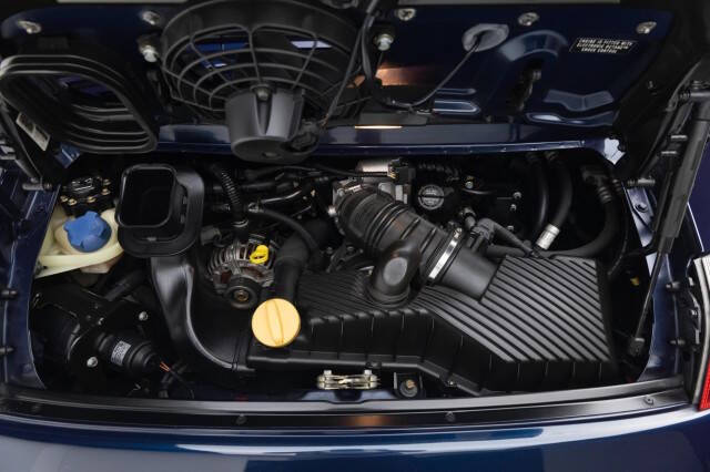 2000 Porsche 911 Carrera